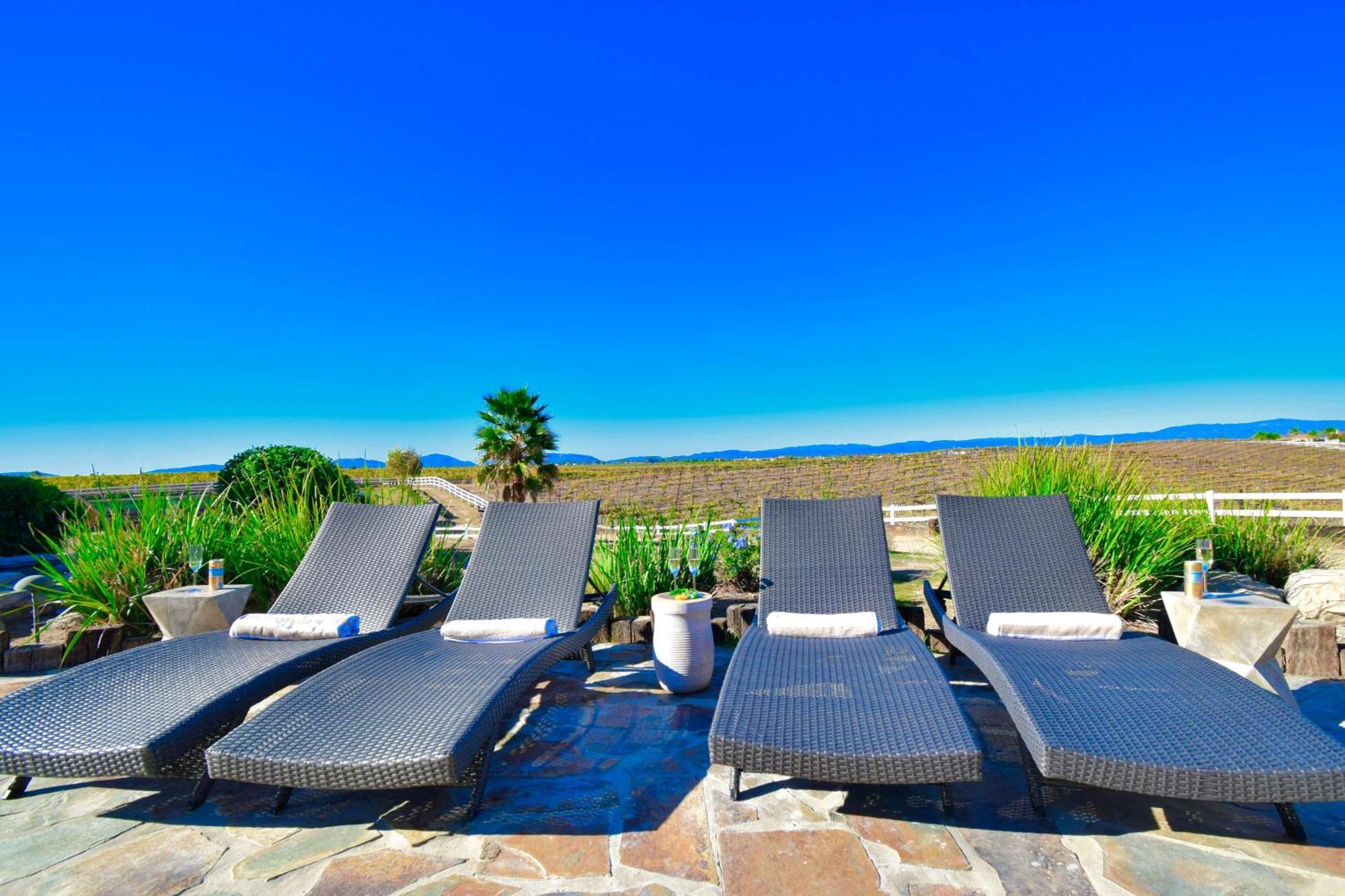 Peppertree Lane Ranch -- Seven-Acre Ranch In The Heart Of Wine Country Hotel Temecula Bagian luar foto
